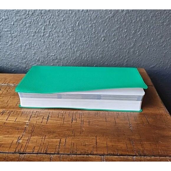 National Audubon Society Field Guide to Reptiles and Amphibians: North American - Picture 3 of 3